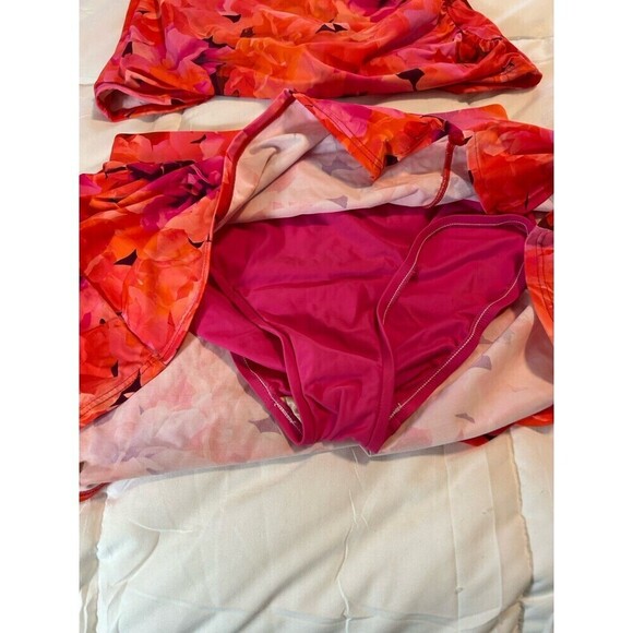 MIRACLESUIT x TALBOTS SANIBEL BLENDED FLORAL TANKINI Light Control Size 8 - Picture 9 of 15